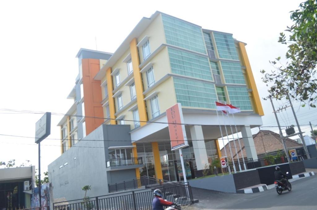 Edu Hostel Yogyakarta Luaran gambar